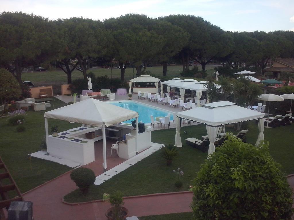 Hotel Velcamare Tarquinia Exterior photo