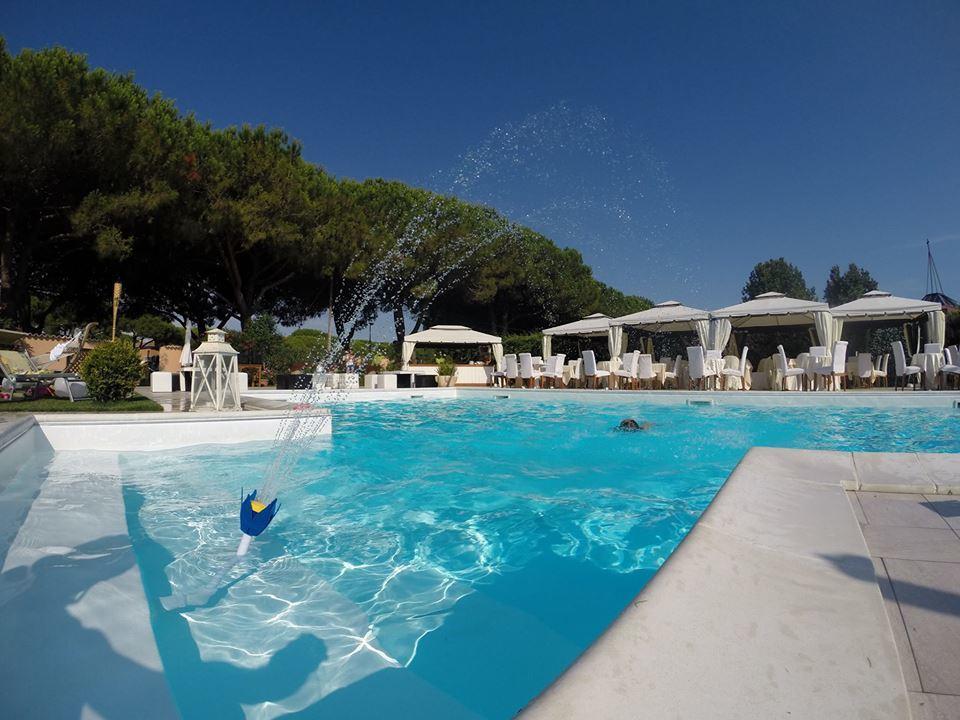 Hotel Velcamare Tarquinia Exterior photo